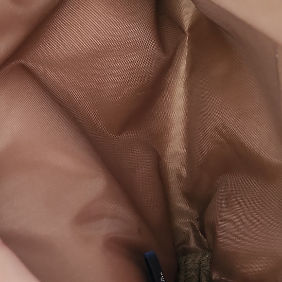 Nautica $6 - Picture 4 of 6